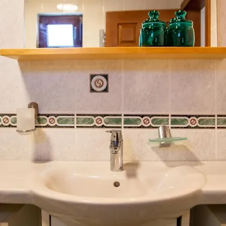 Lux W Pool Garden 3 Min To Sea In Cesme